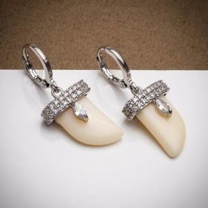 🥂HP🛍 Silver Tone Tusk Tooth Boho Earring